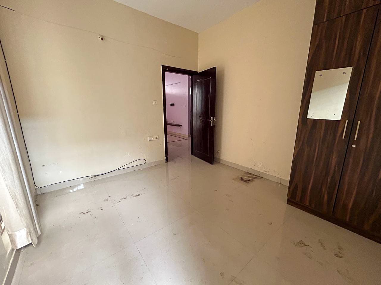 Property Photos 43