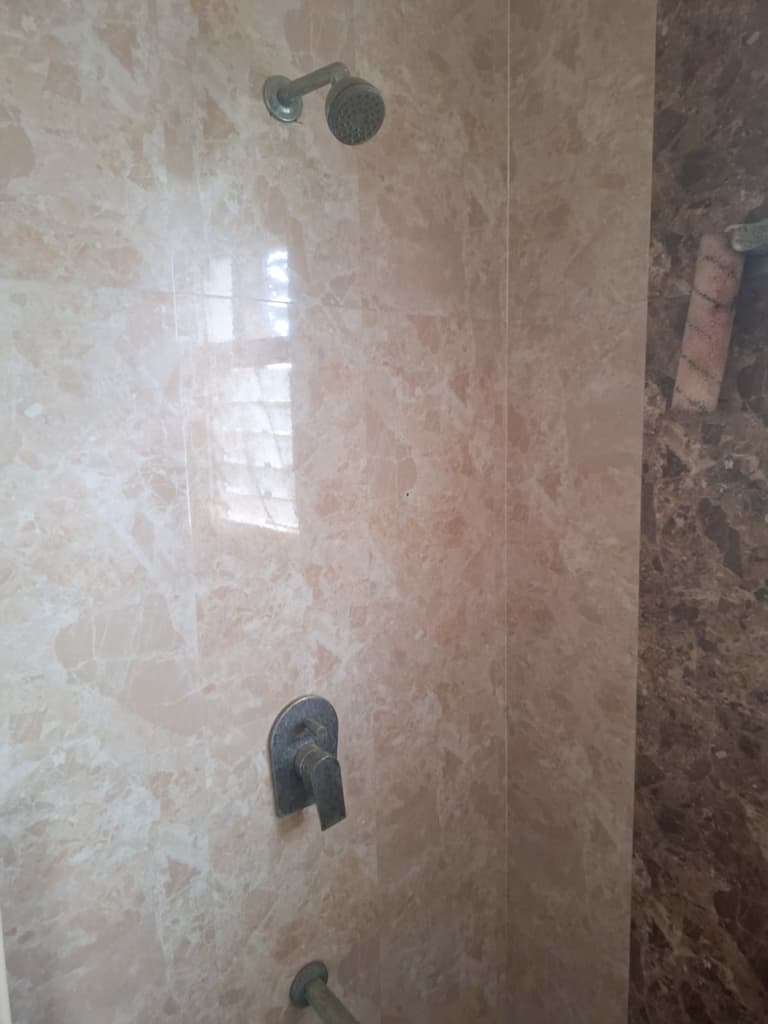 Property Photos 18