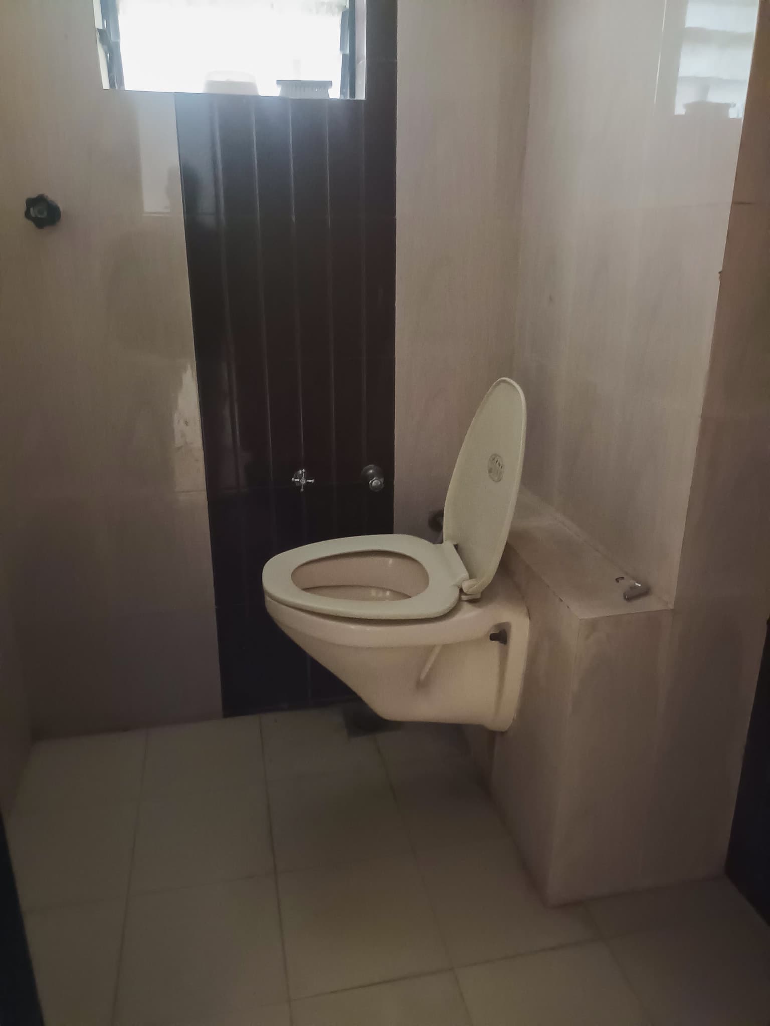 Property Photos 7