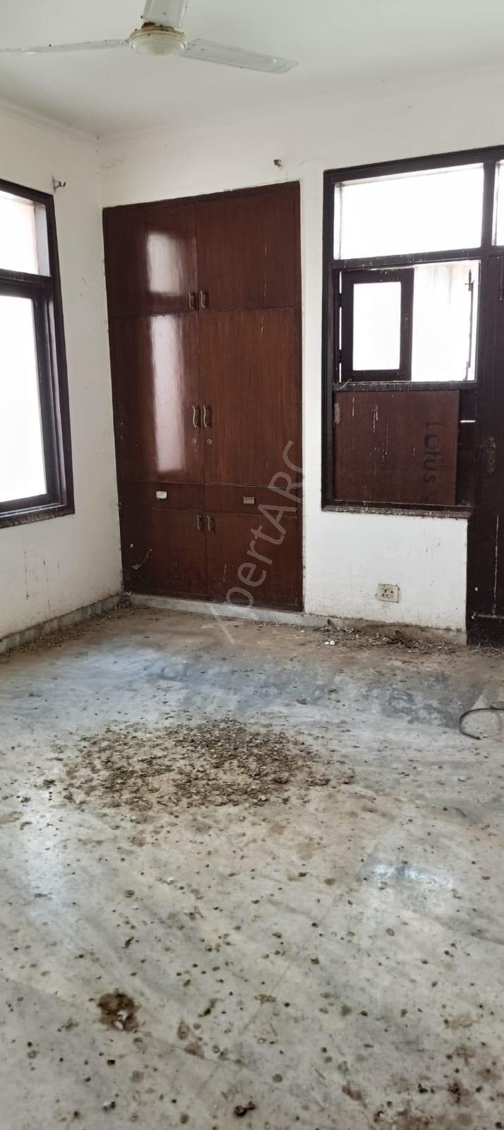 Property Photos 6