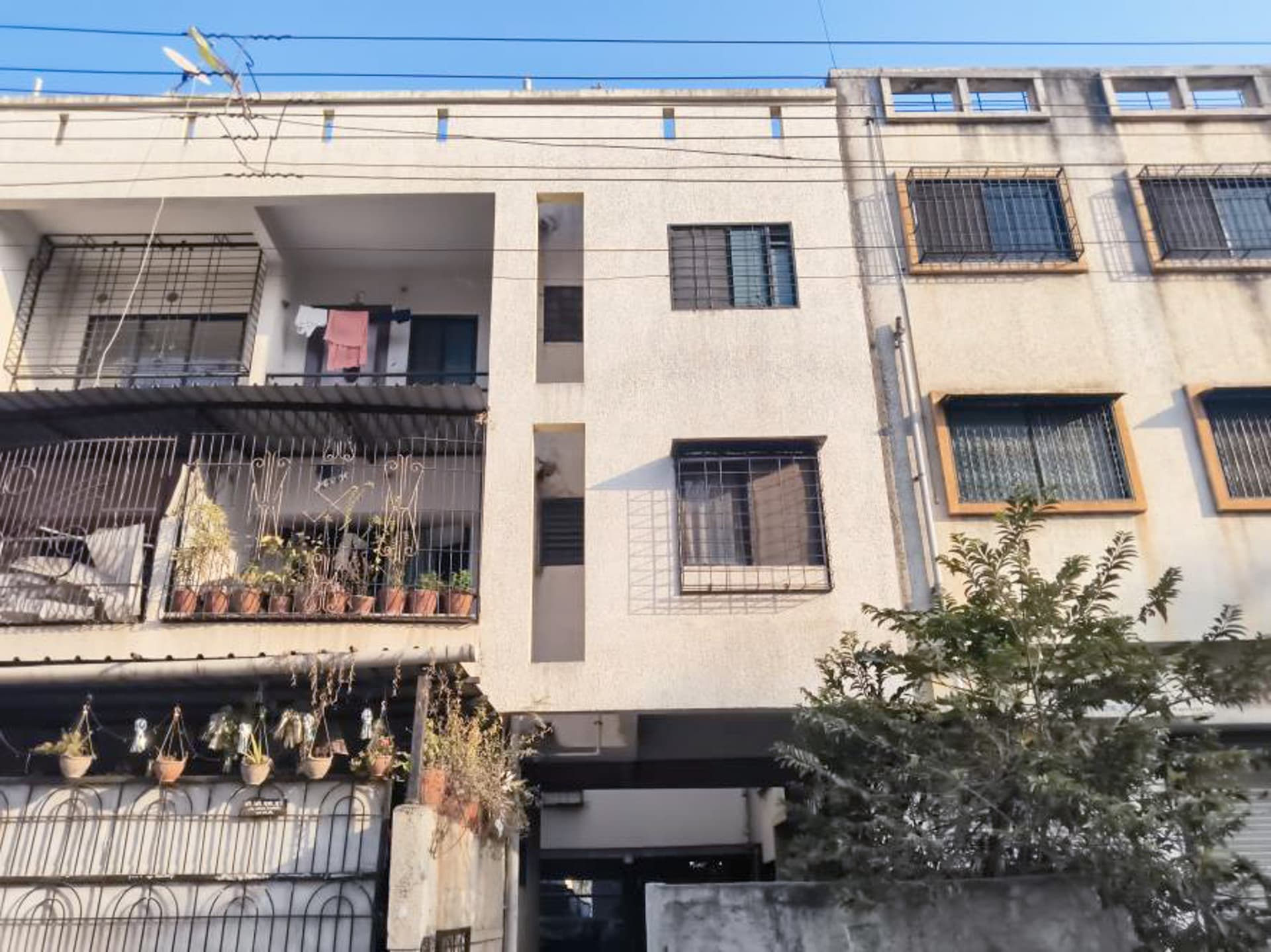 Property Photos 9