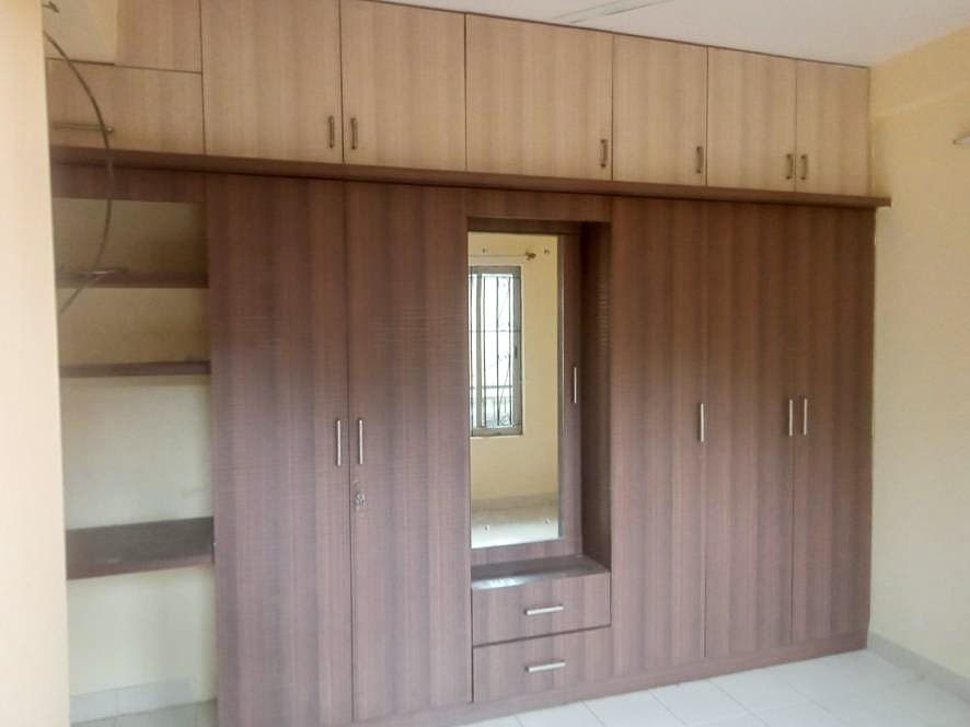 Property Photos 9