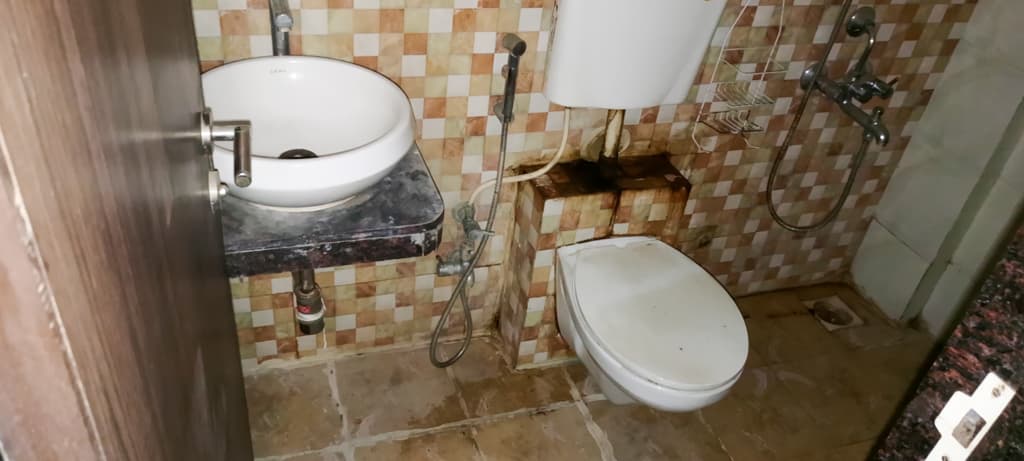 Property Photos 25