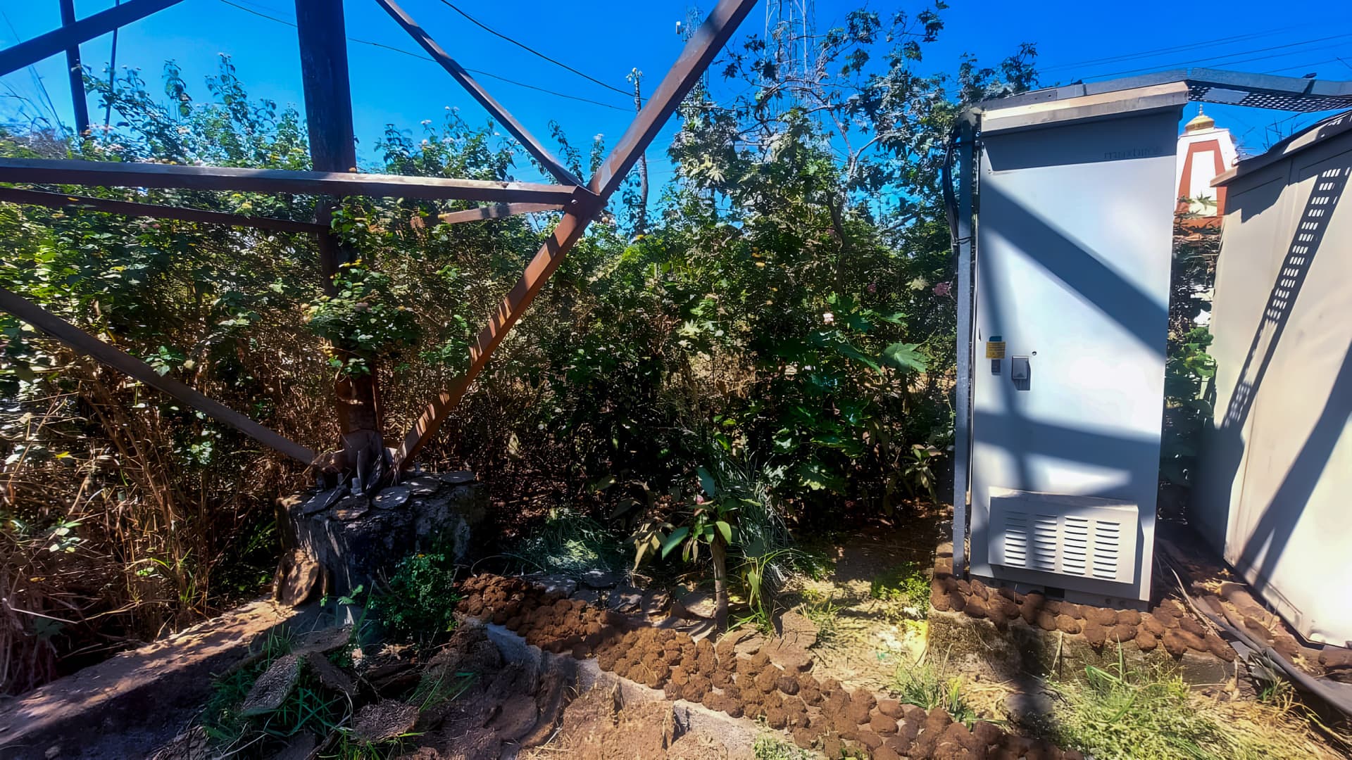 Property Photos 18