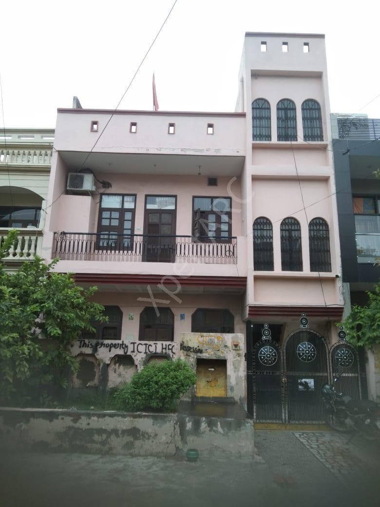 Property Photos 1
