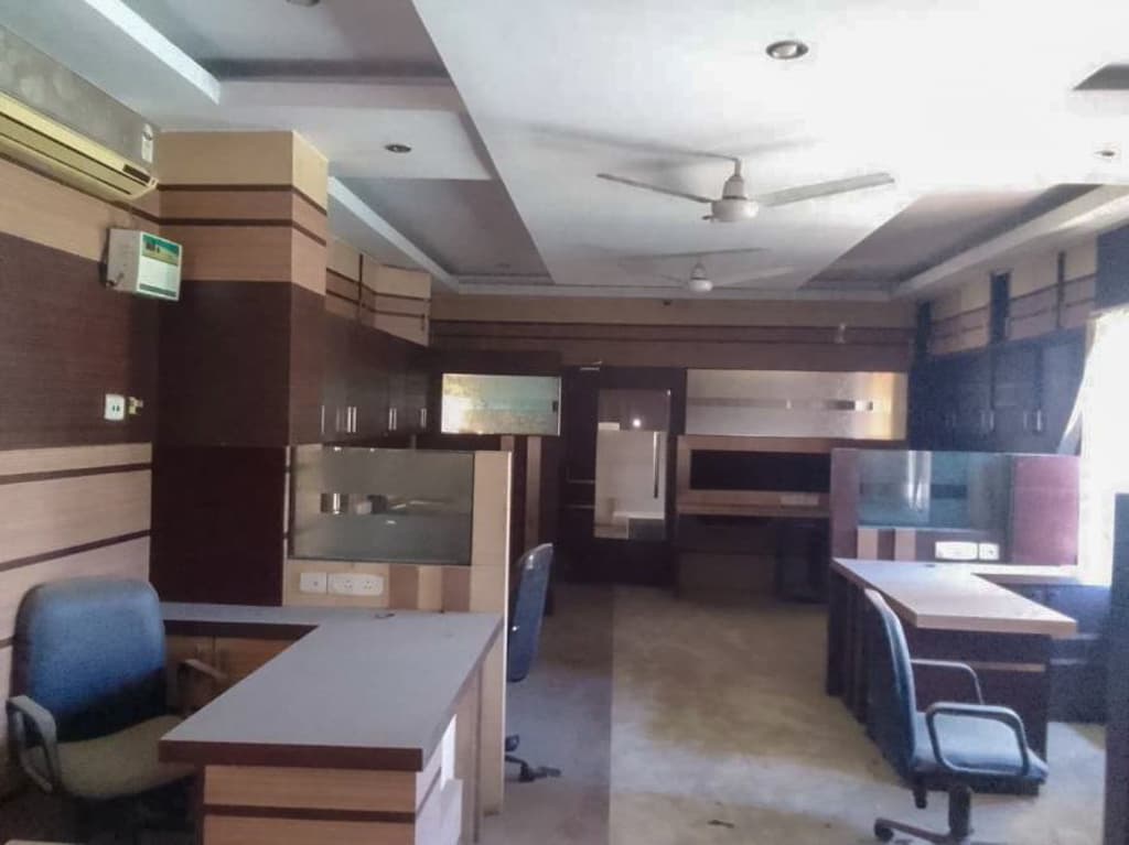 Property Photos 6