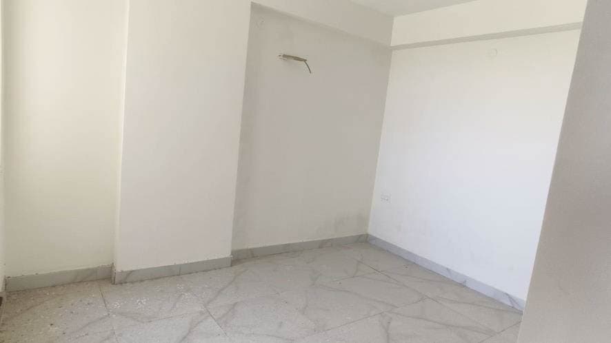 Property Photos 7