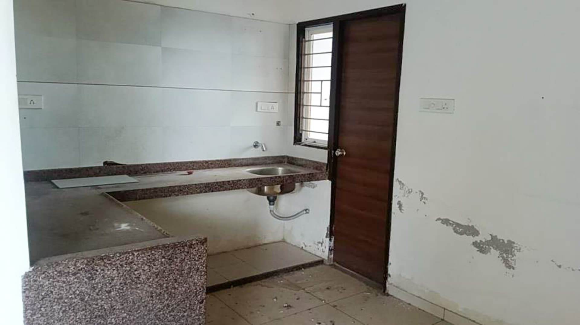 Property Photos 25