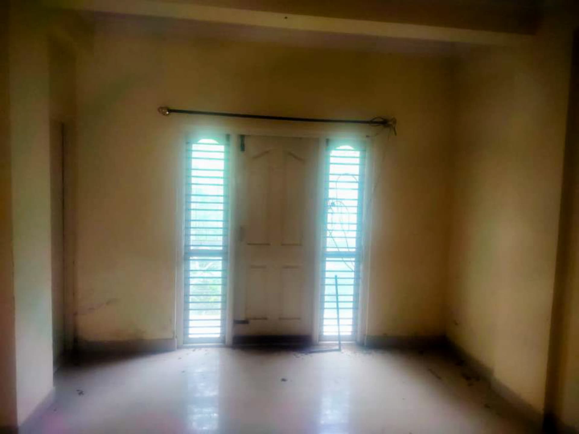 Property Photos 12