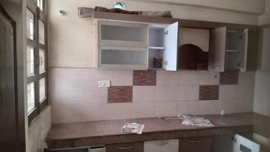 Property Photos 18