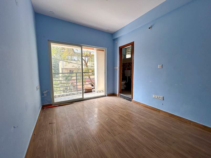 Property Photos 16