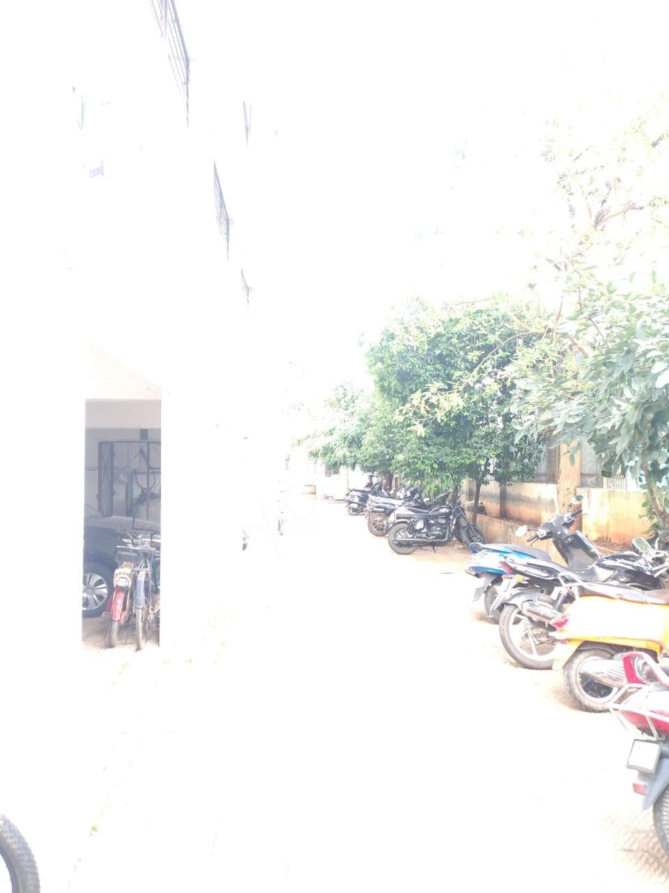 Property Photos 18