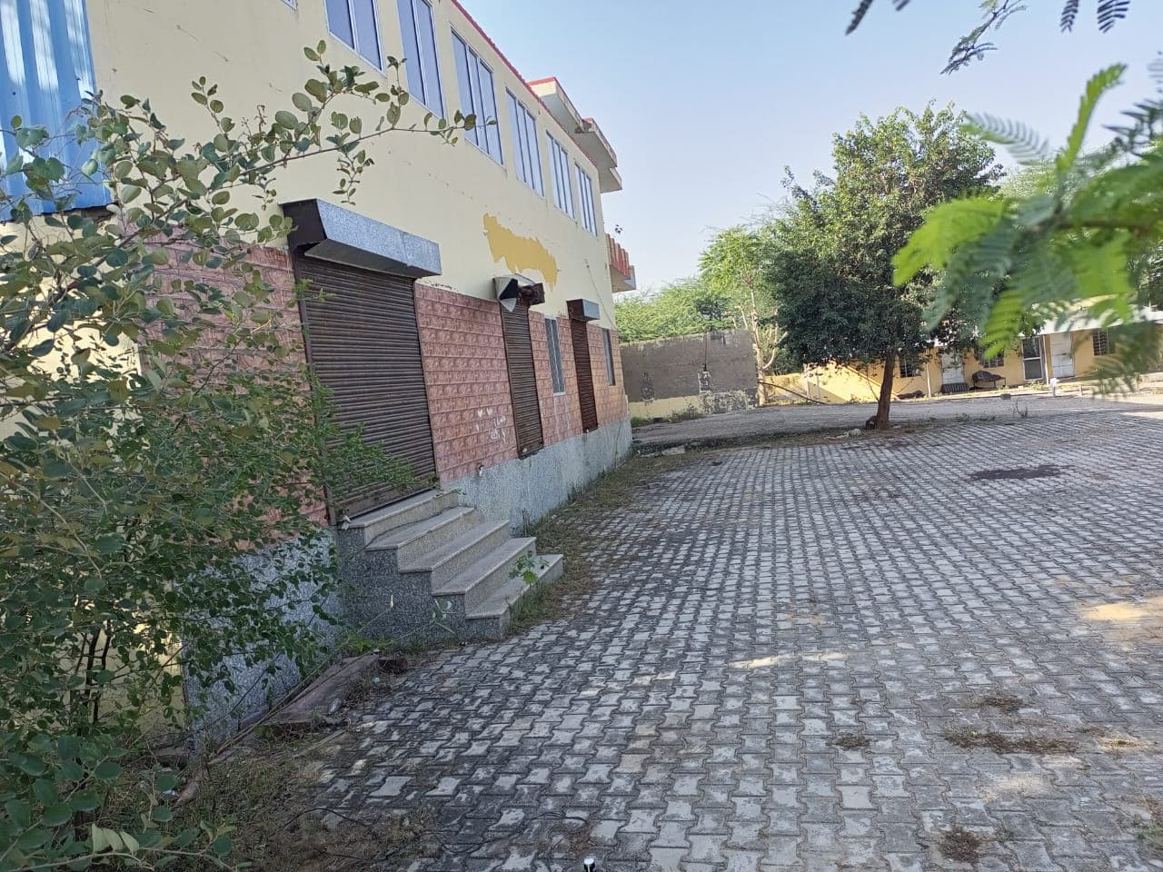 Property Photos 8