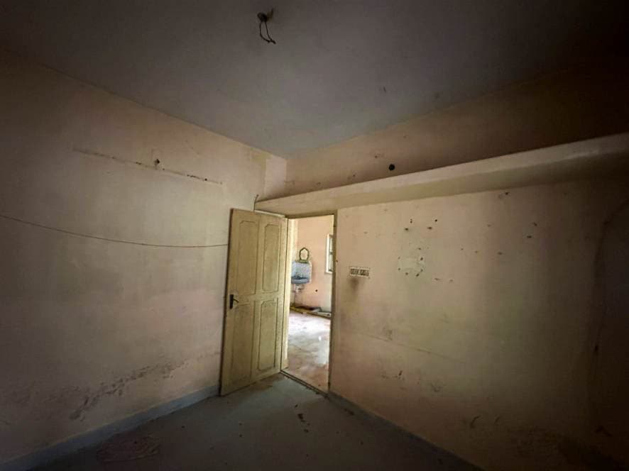 Property Photos 7