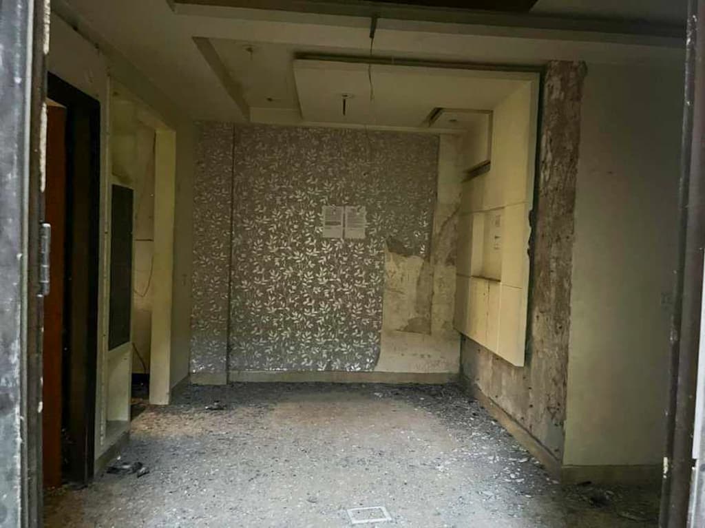 Property Photos 7