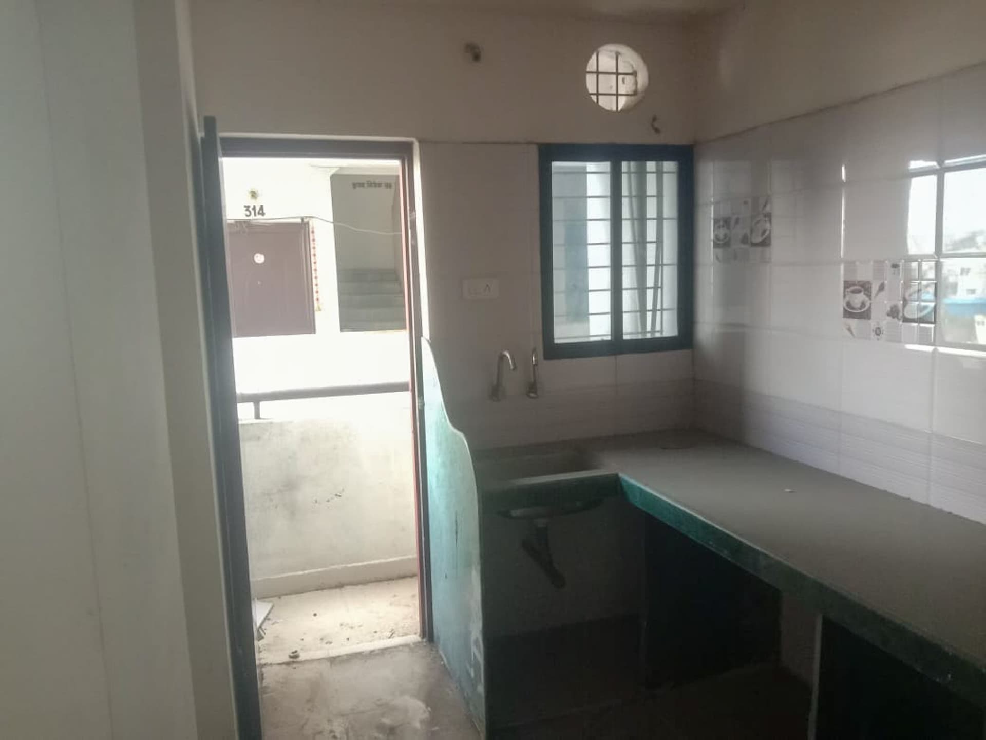 Property Photos 26