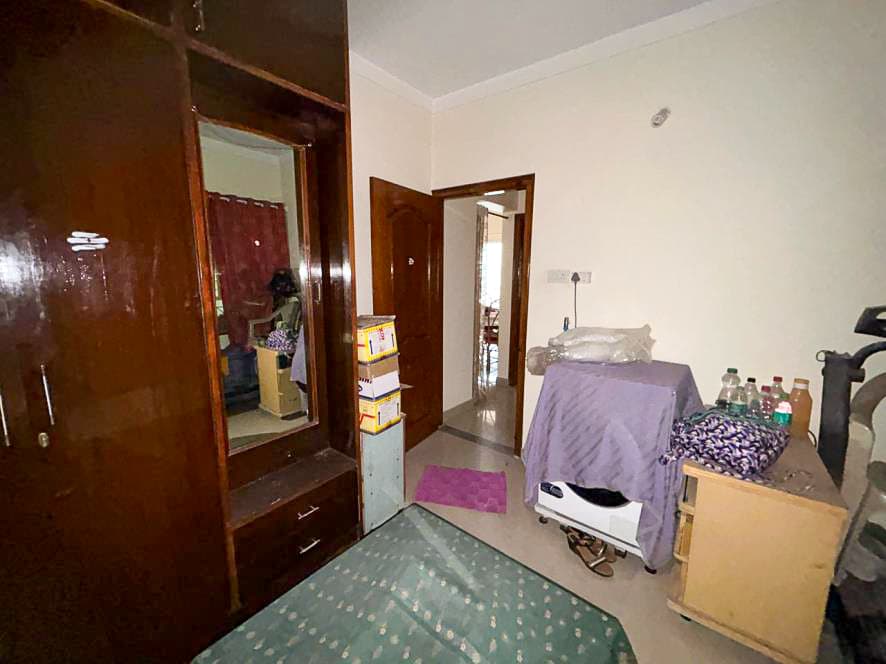 Property Photos 9