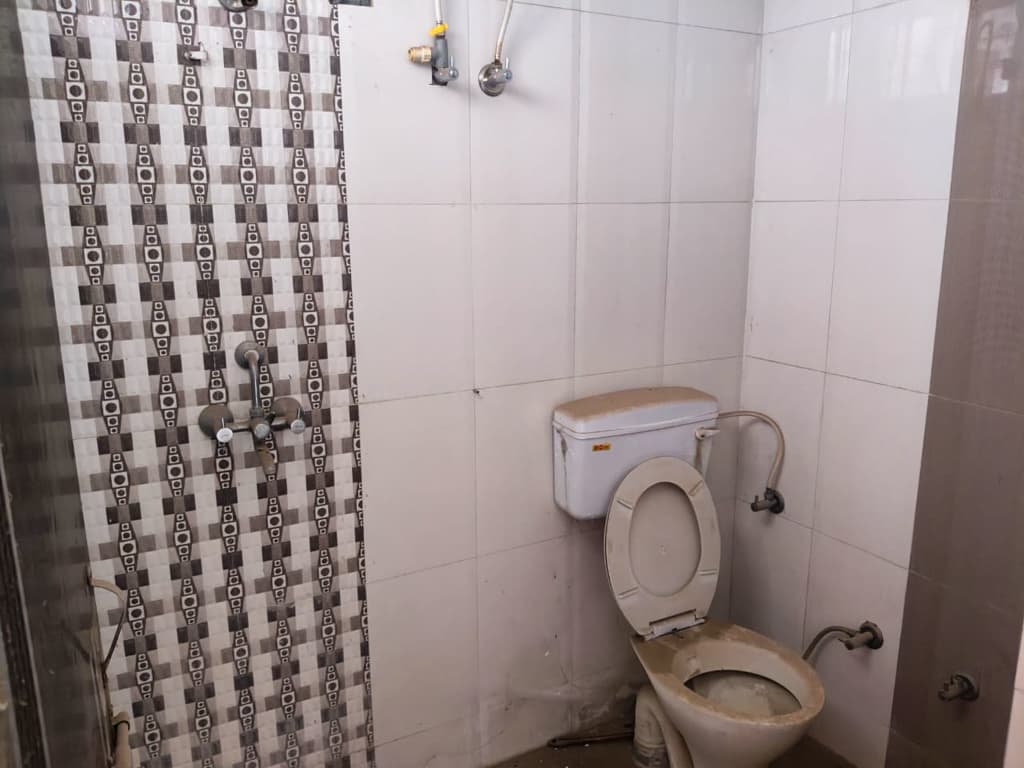 Property Photos 7