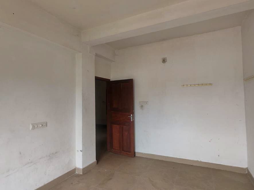 Property Photos 9