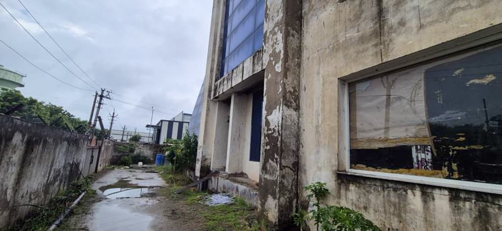 Property Photos 9