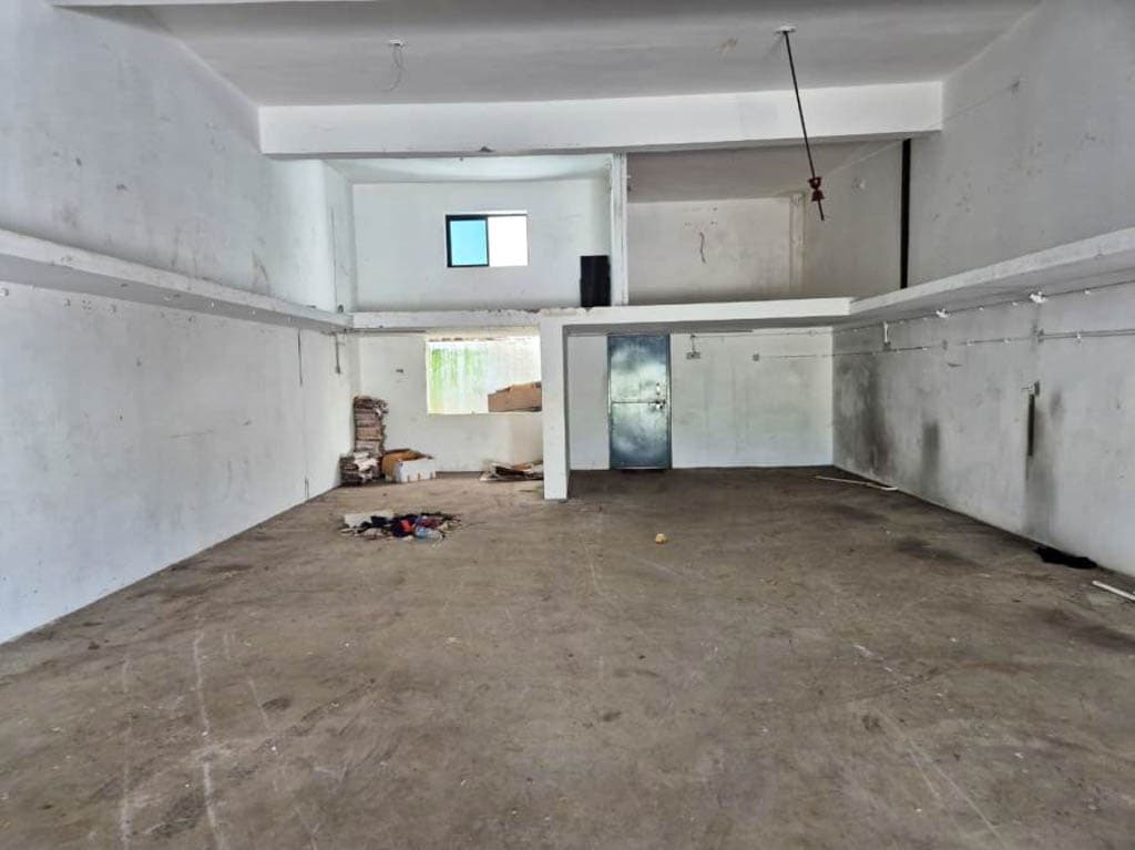 Property Photos 17