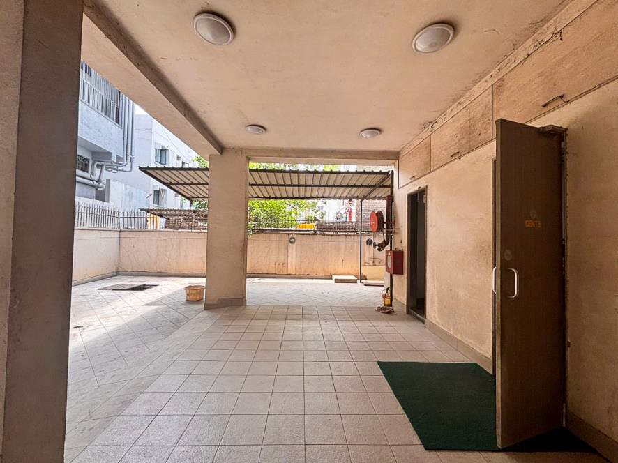Property Photos 5