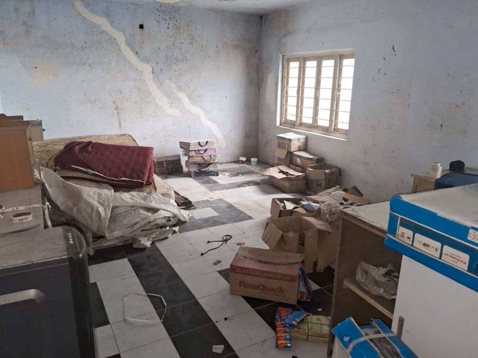 Property Photos 26