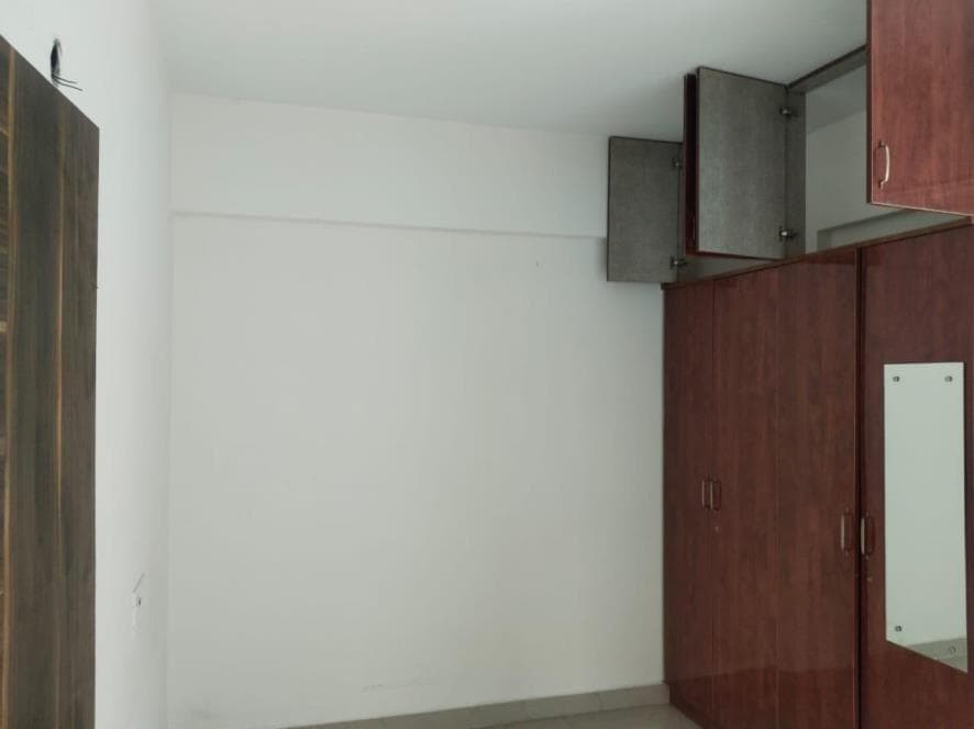 Property Photos 7