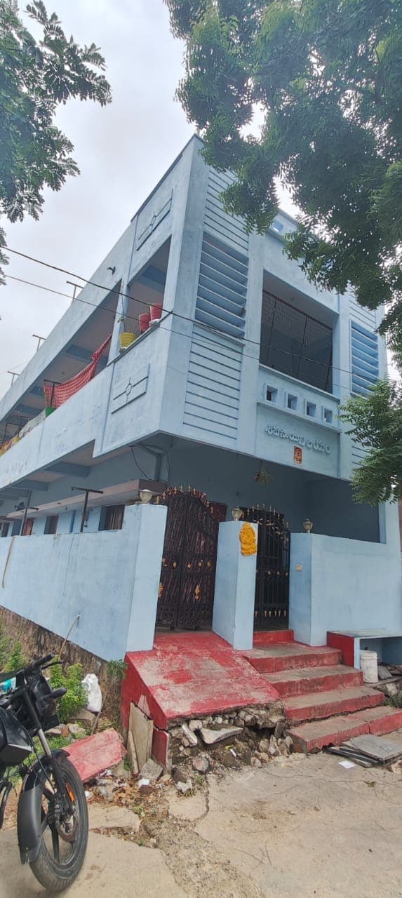 Property Photos 1