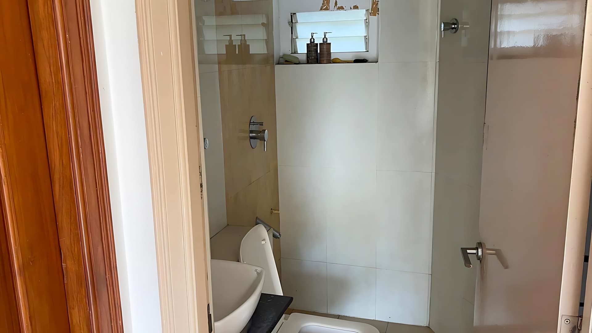 Property Photos 11