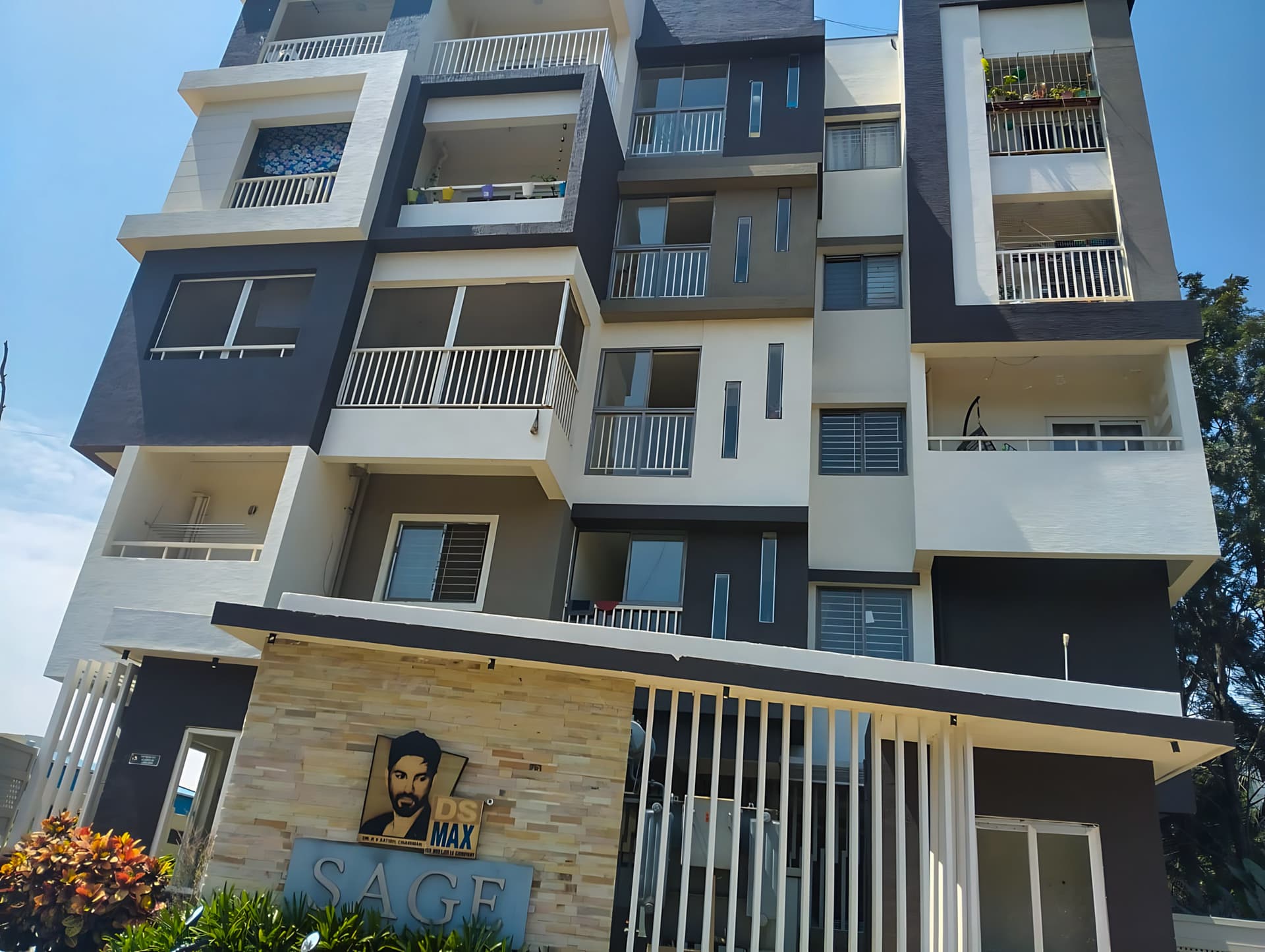 Property Photos 23