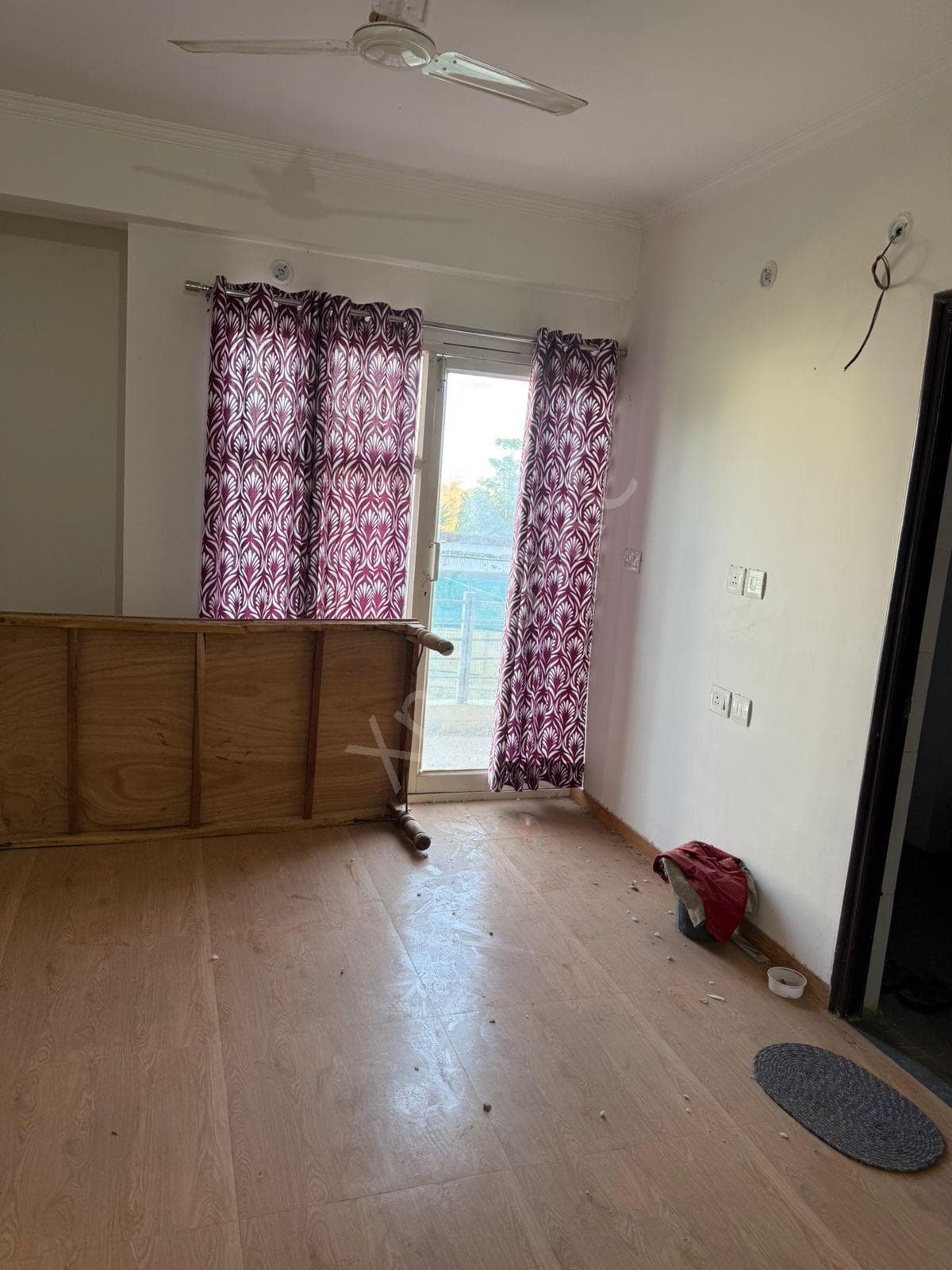 Property Photos 8