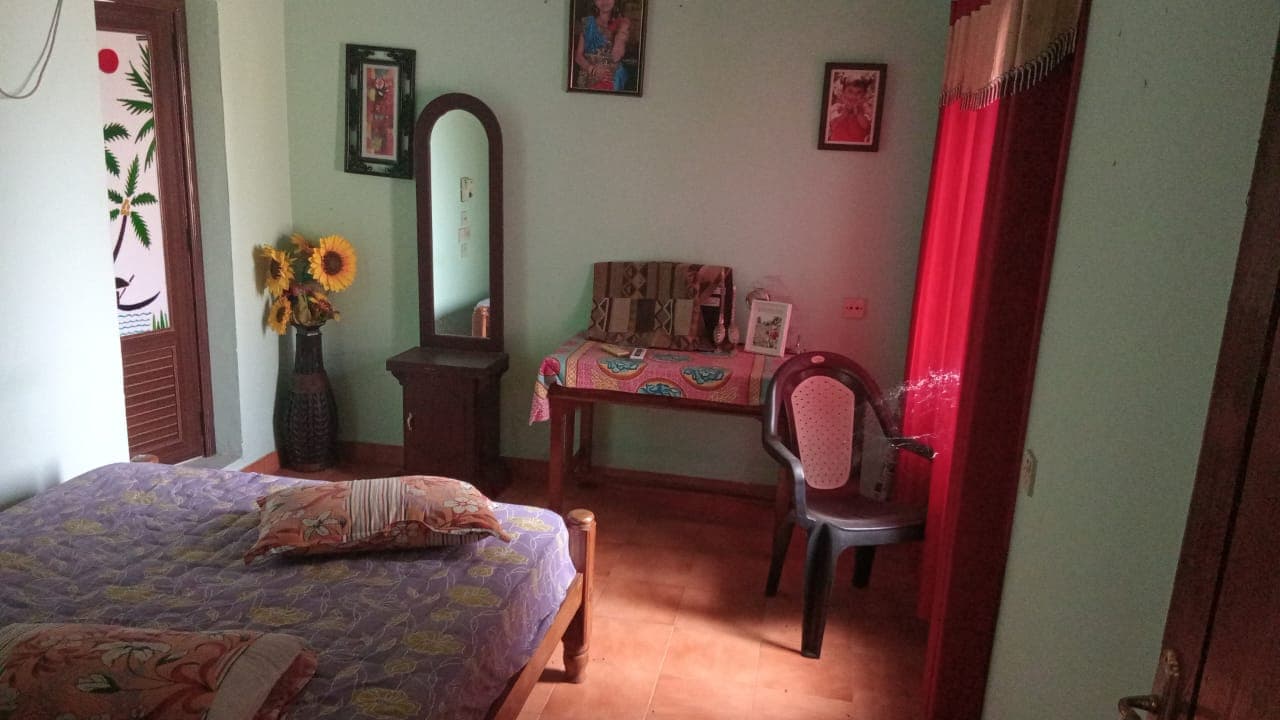 Property Photos 6