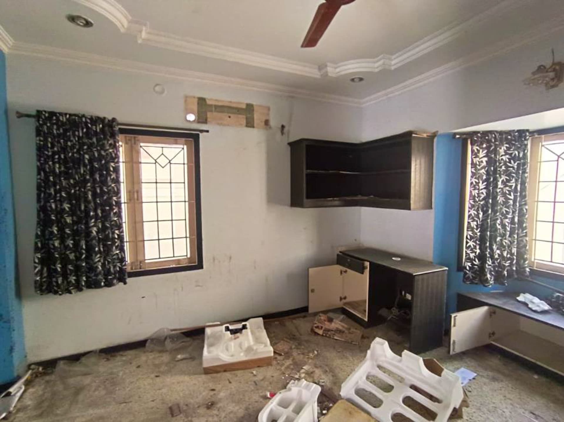 Property Photos 23