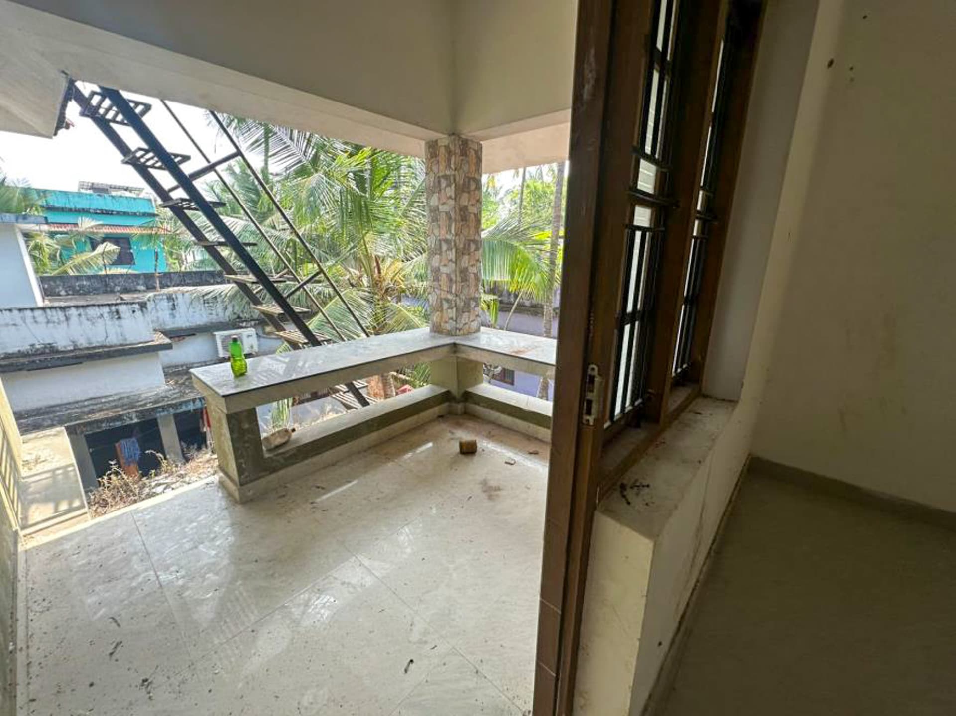 Property Photos 18