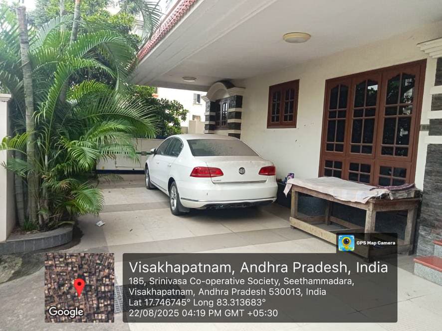 Property Photos 6