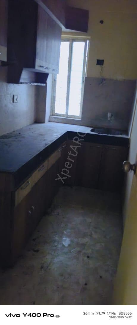 Property Photos 6
