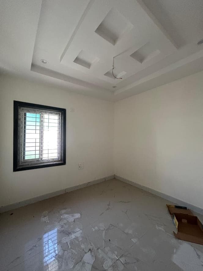 Property Photos 12