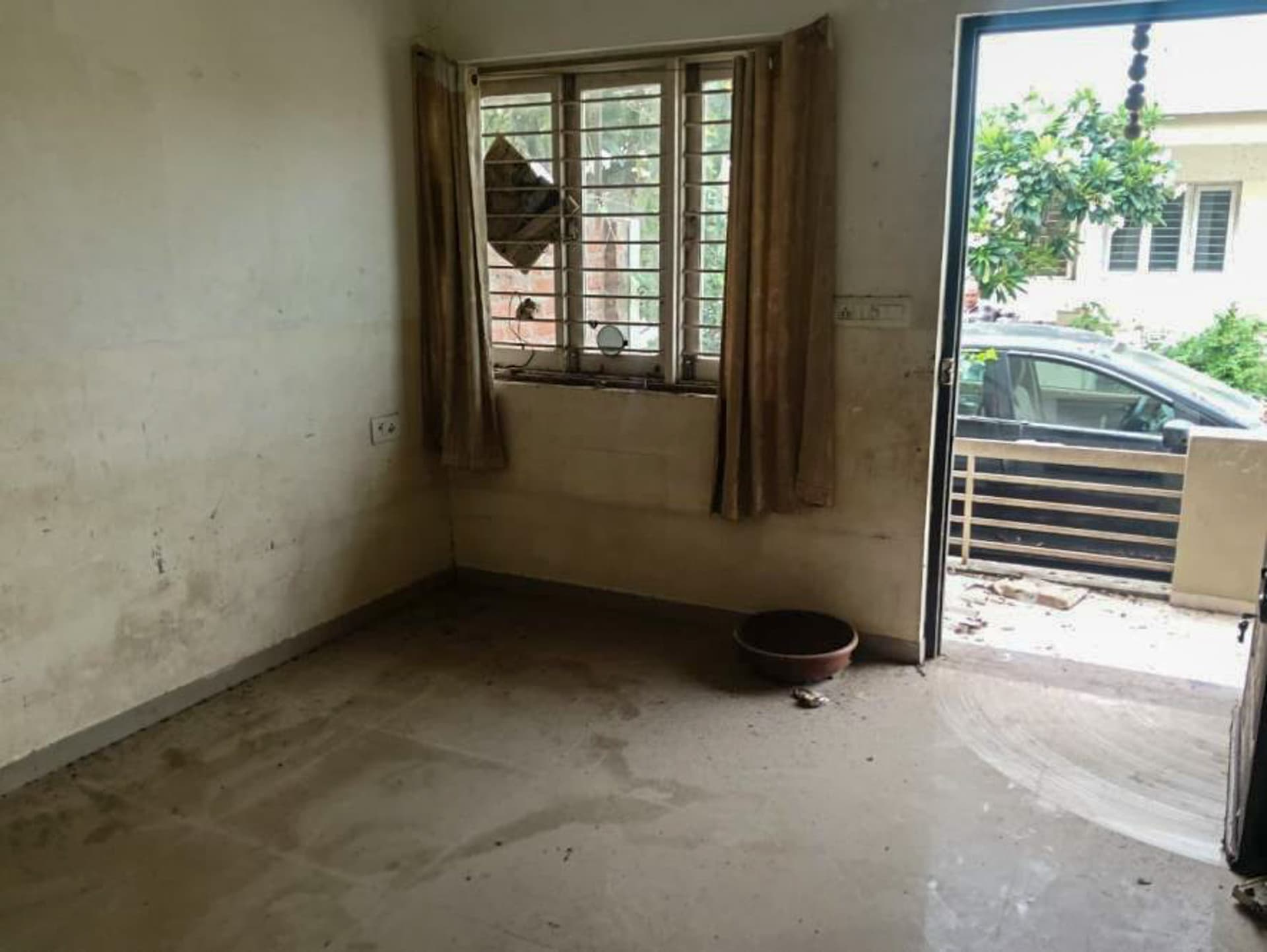 Property Photos 6