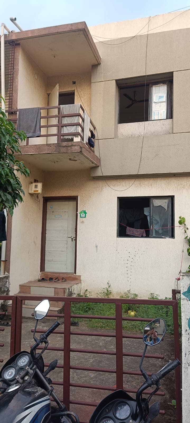 Property Photos 1