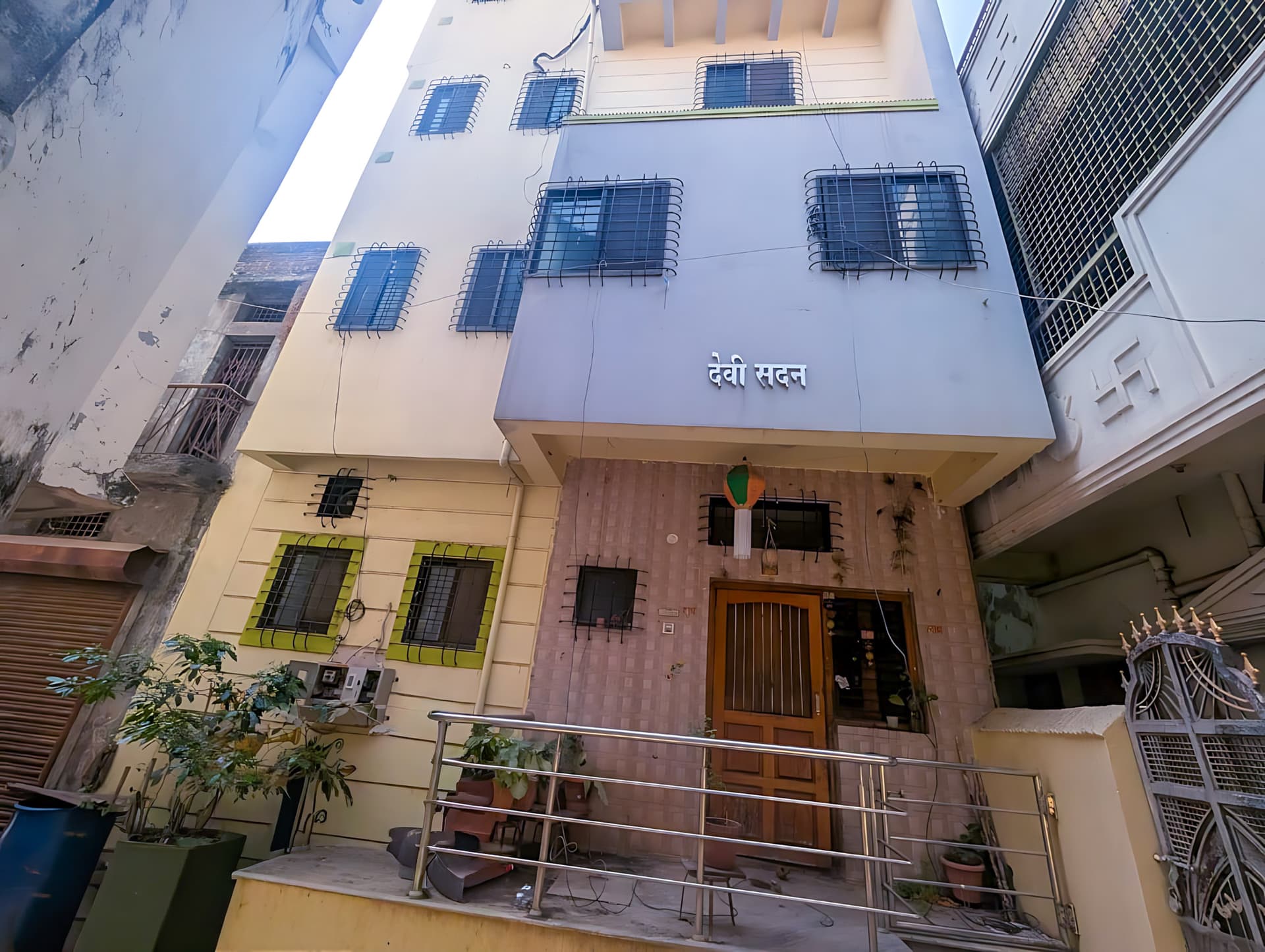 Property Photos 7