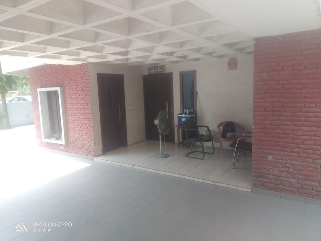 Property Photos 6