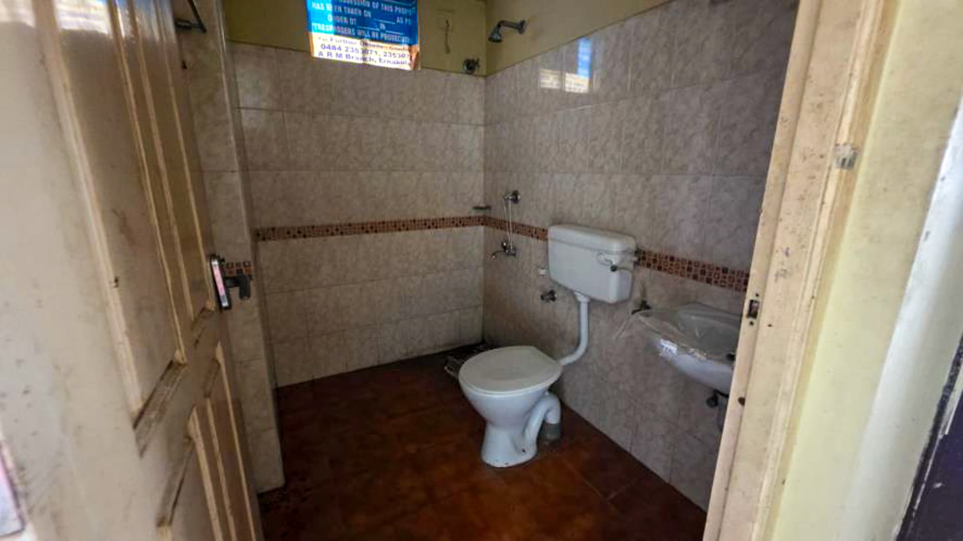 Property Photos 5