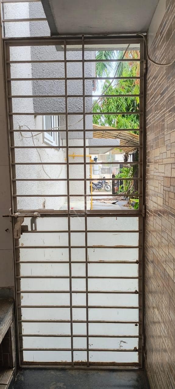 Property Photos 9