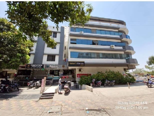 Property Photos 4