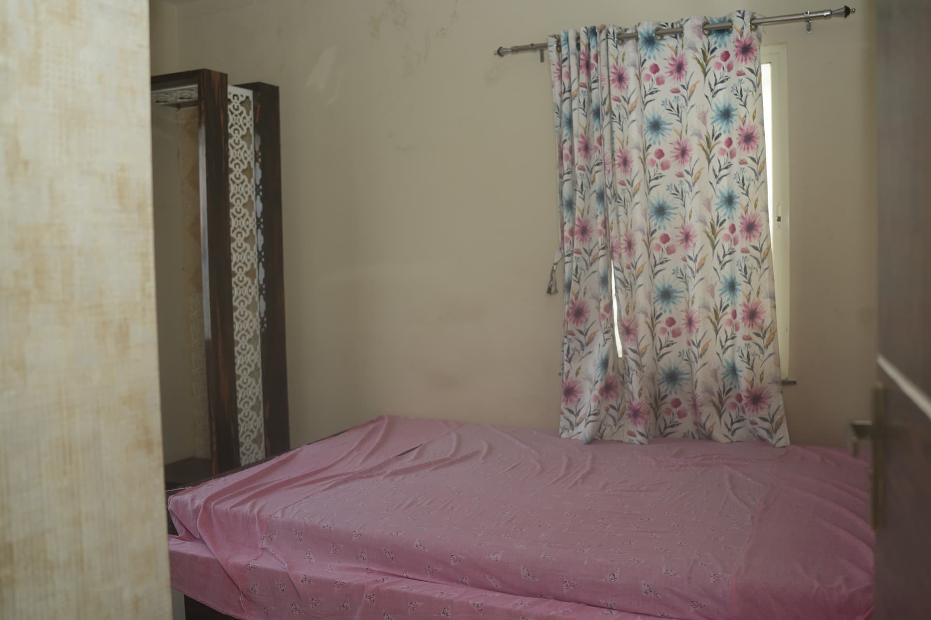 Property Photos 28