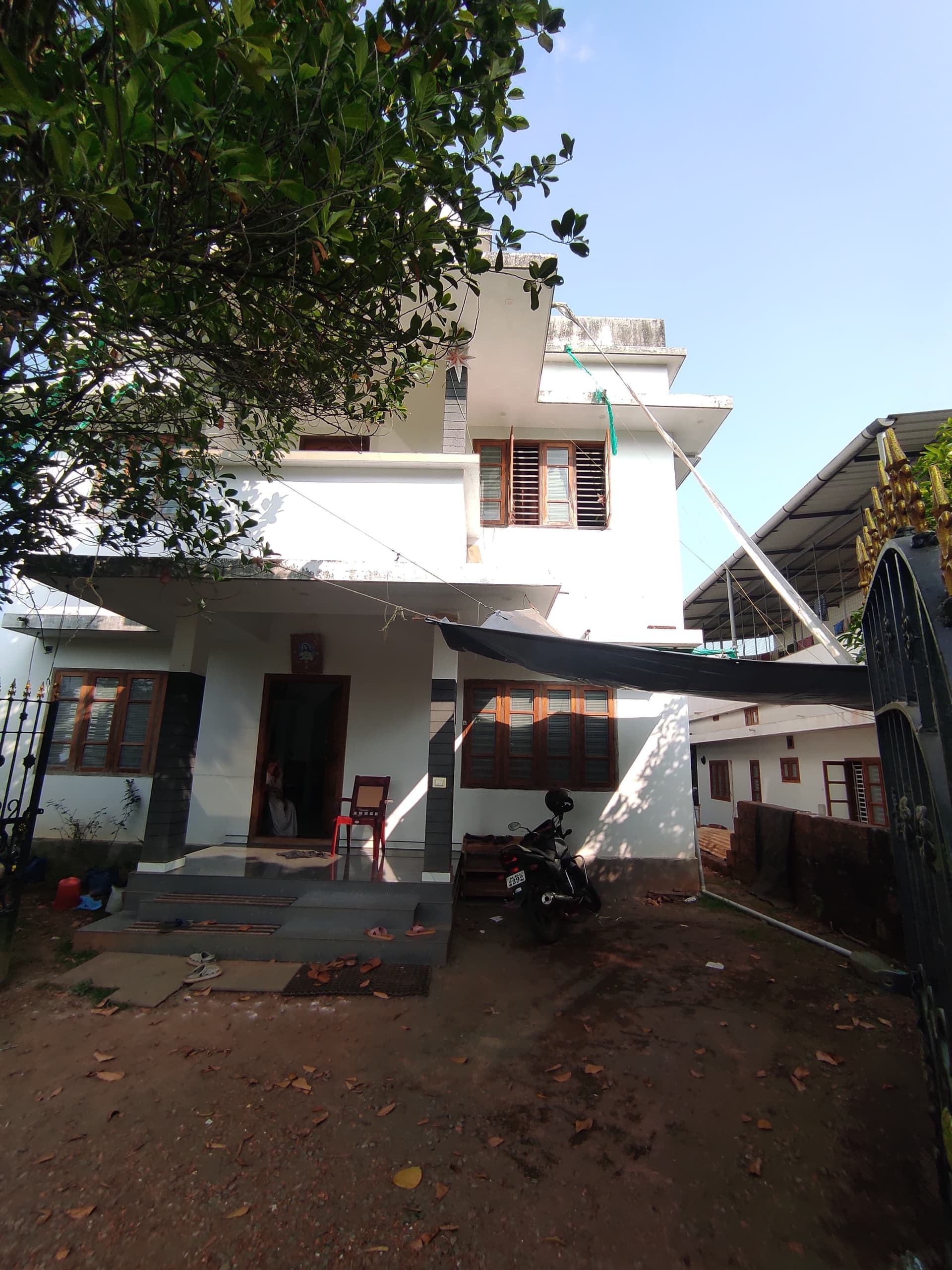 Property Photos 8