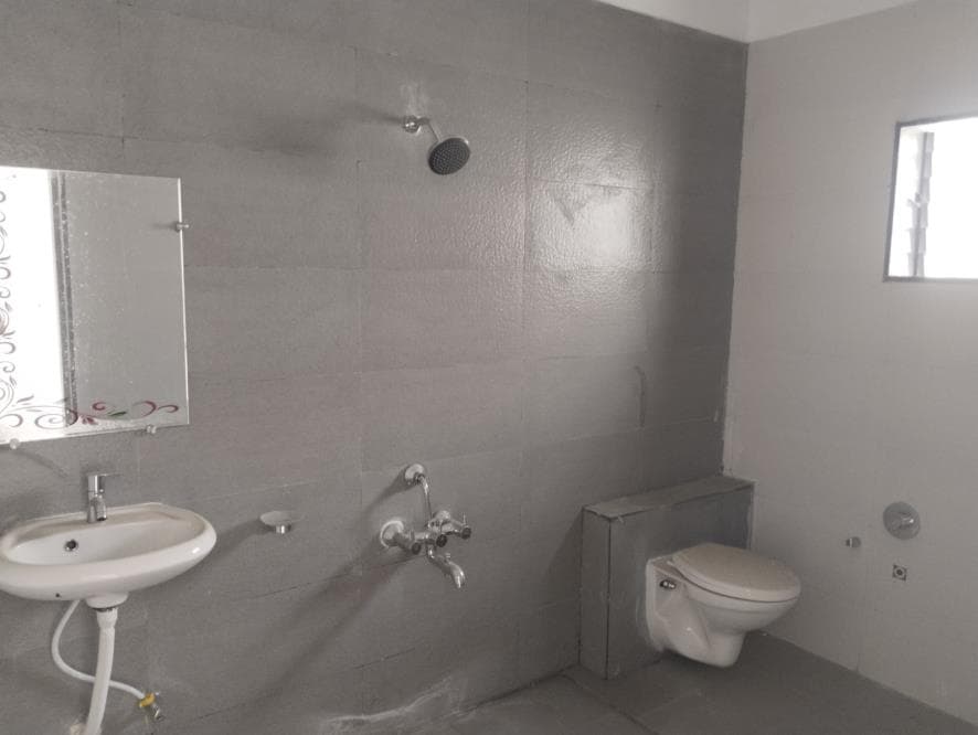 Property Photos 18