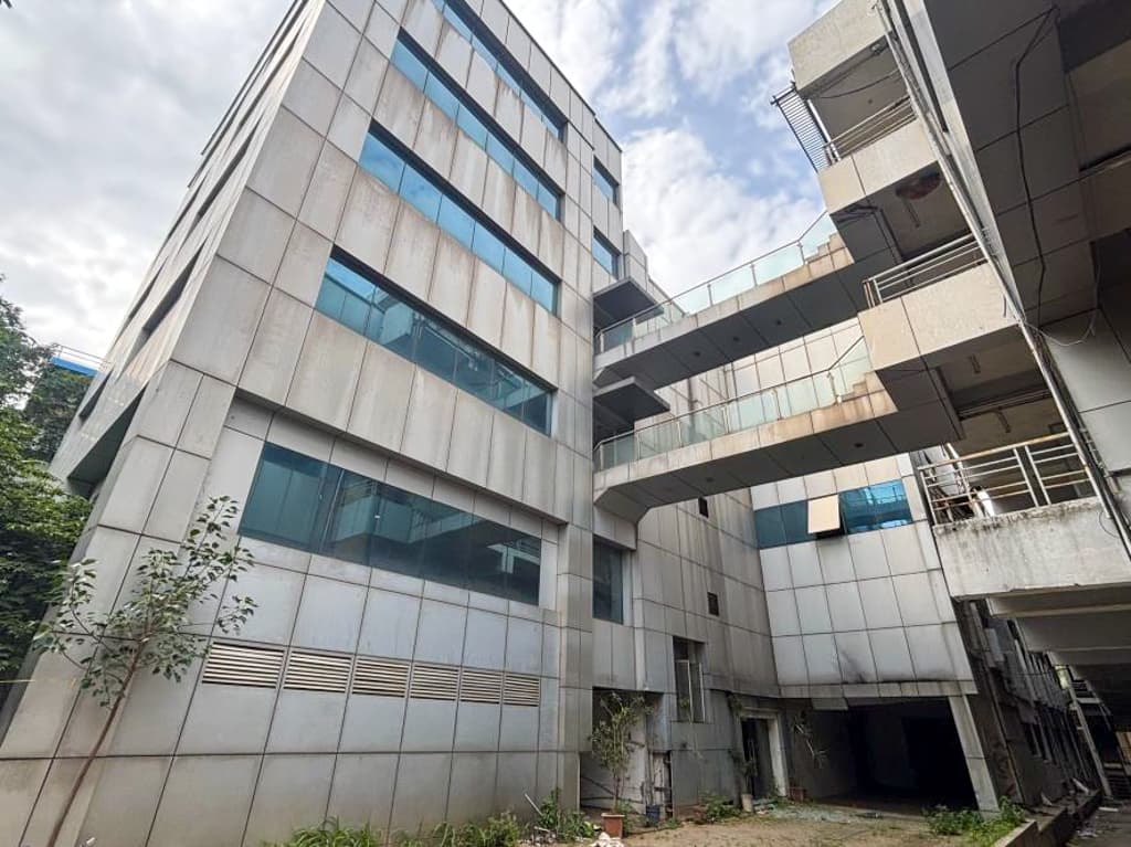Property Photos 1