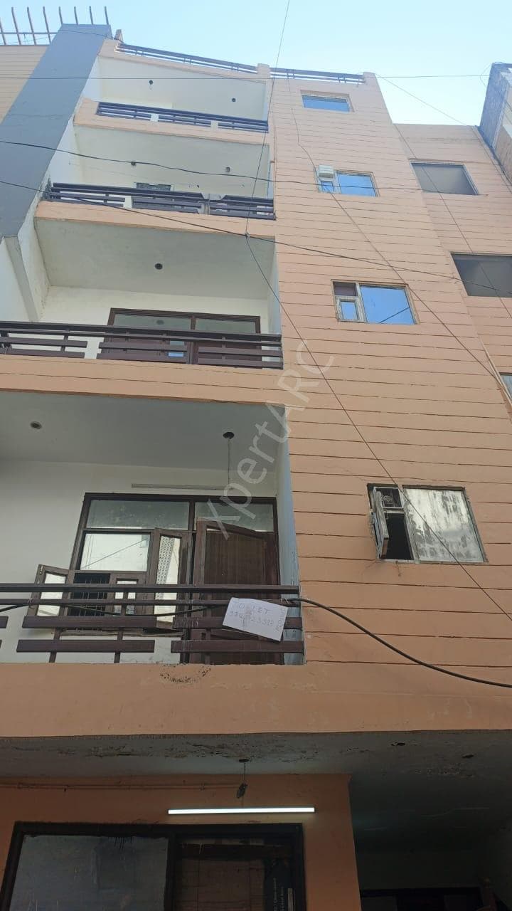 Property Photos 7